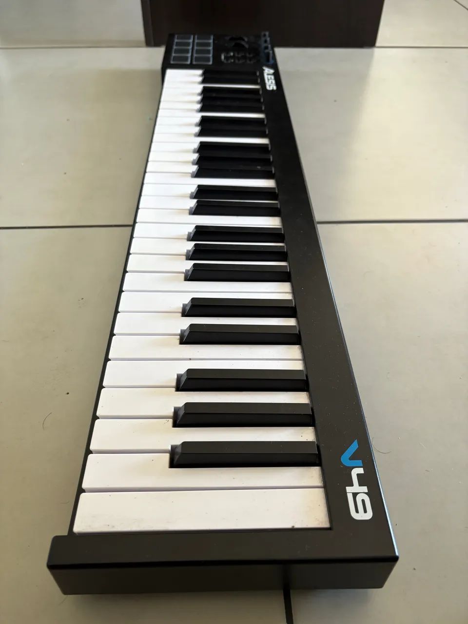 Teclado Midi Alesis 49 teclas