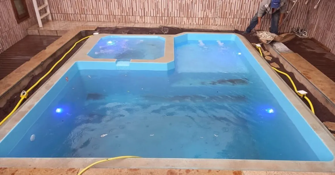 Vendo piscinas instaladas direto de fábrica