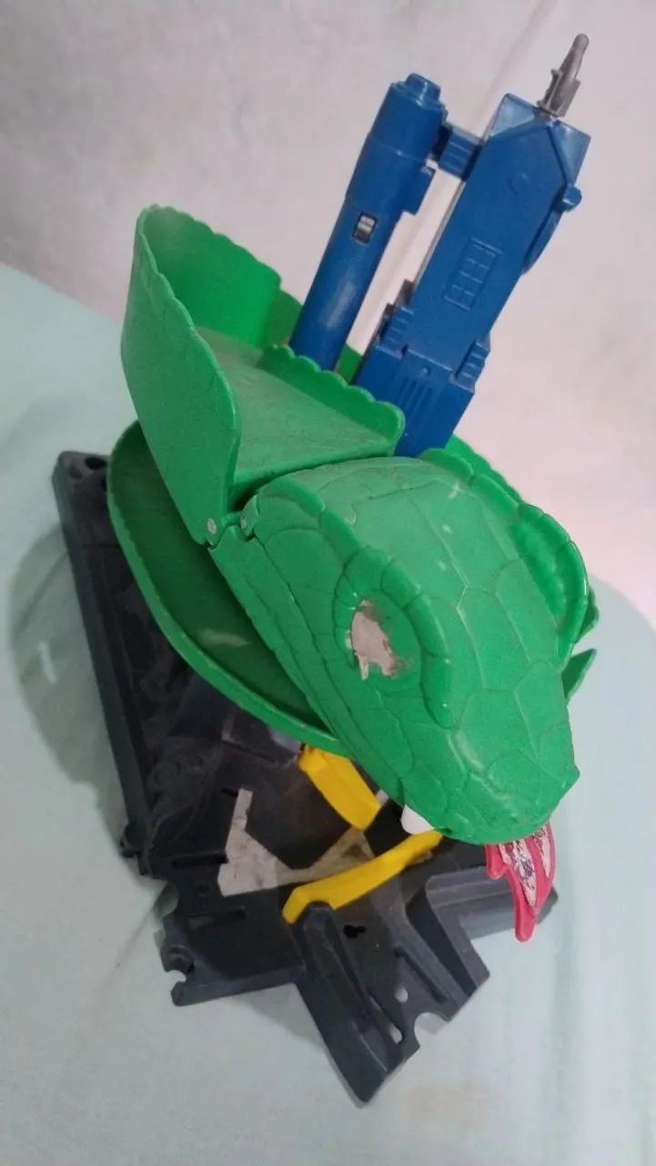 Pista de Carrinho Hot Wheels Cobra - Radical! - Foto 4