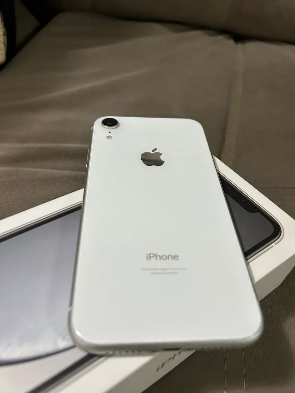 iPhone XR 64Gbs Zerado todo original - Celulares e Smartphones