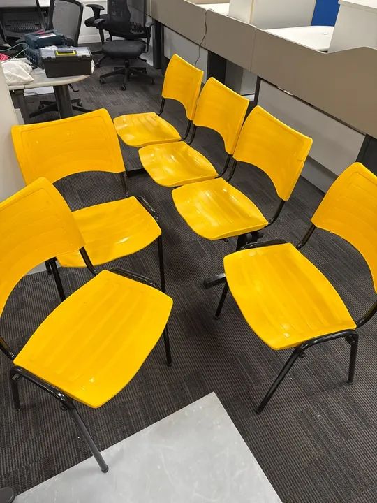 Conjunto de Cadeiras Amarelas - Foto 3