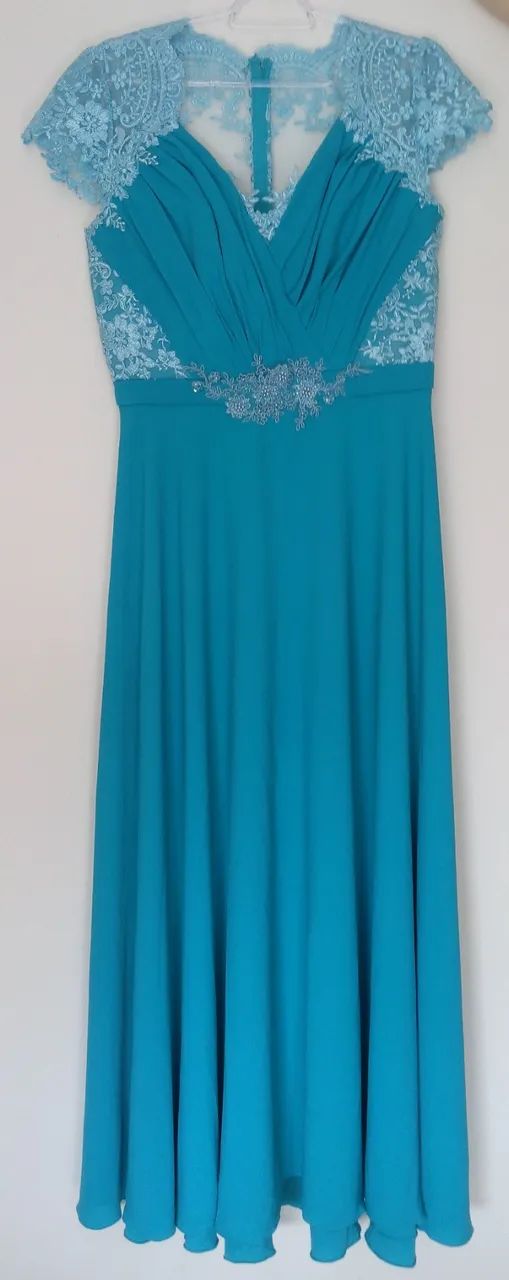 Vestido longo de festa em azul tiffany