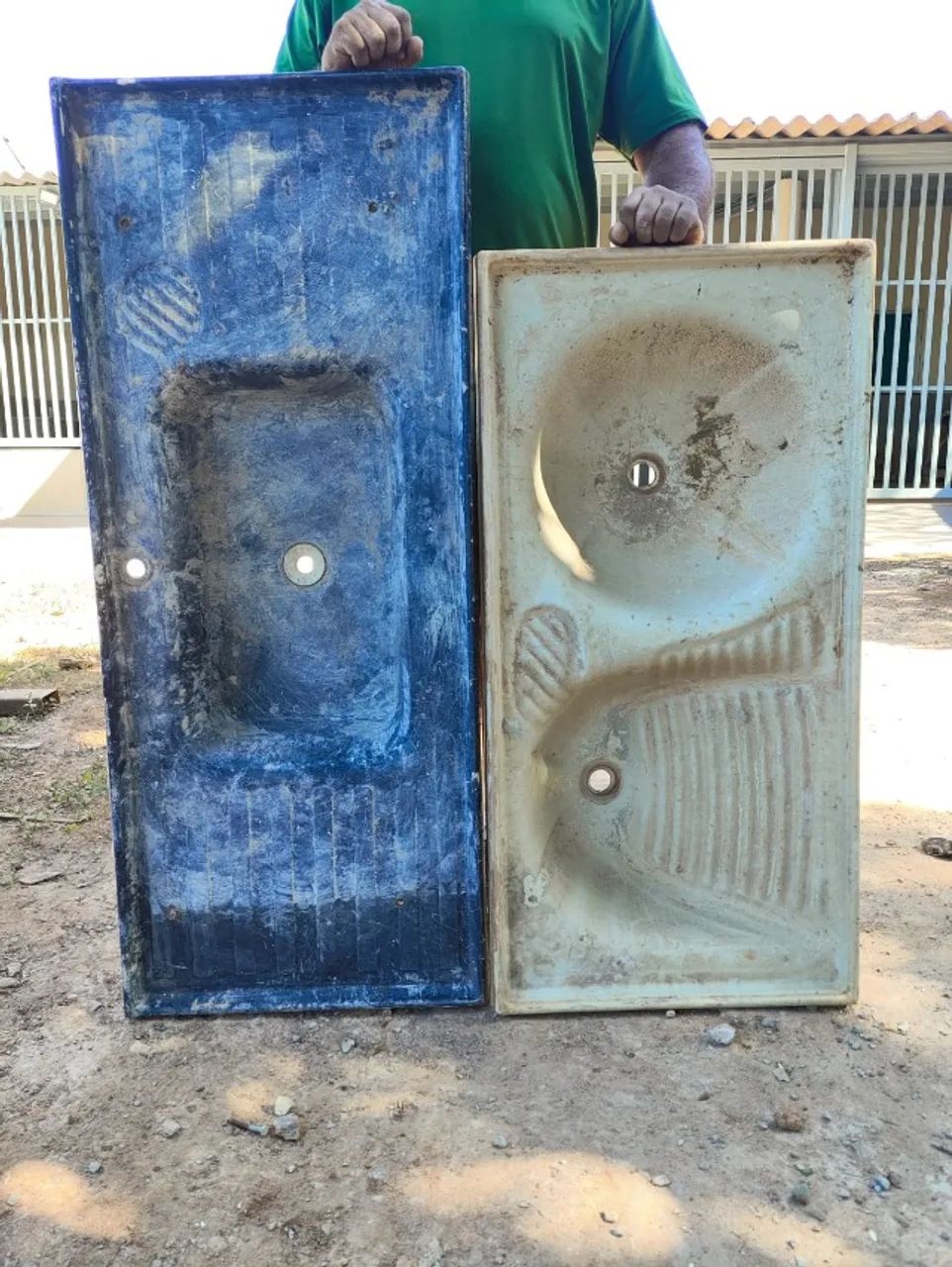 Pia de cozinha + tanque de lavar roupa usados em bom estado