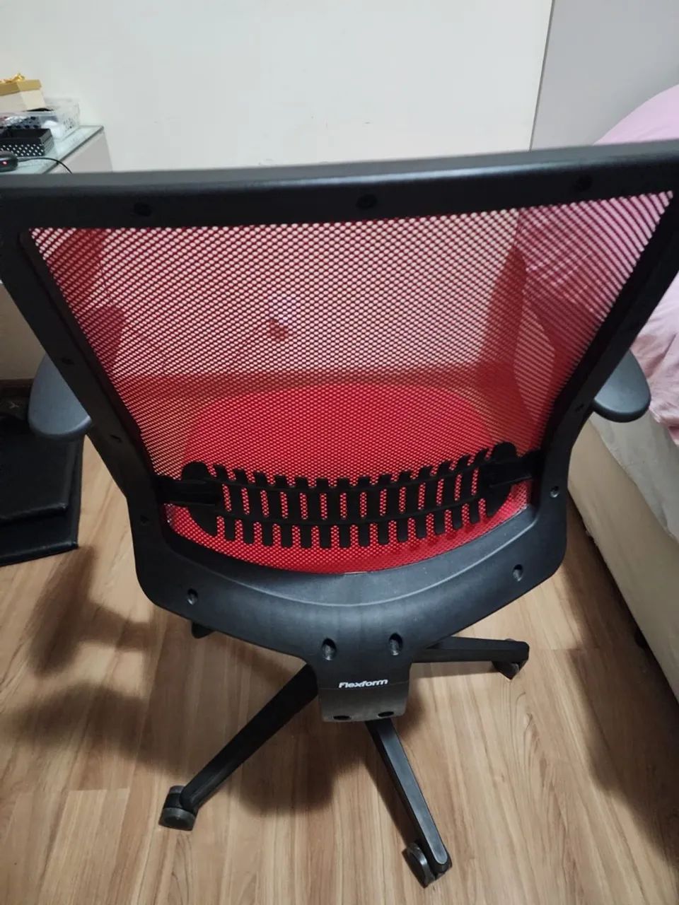 Cadeira de Escritório Vermelha - Foto 2