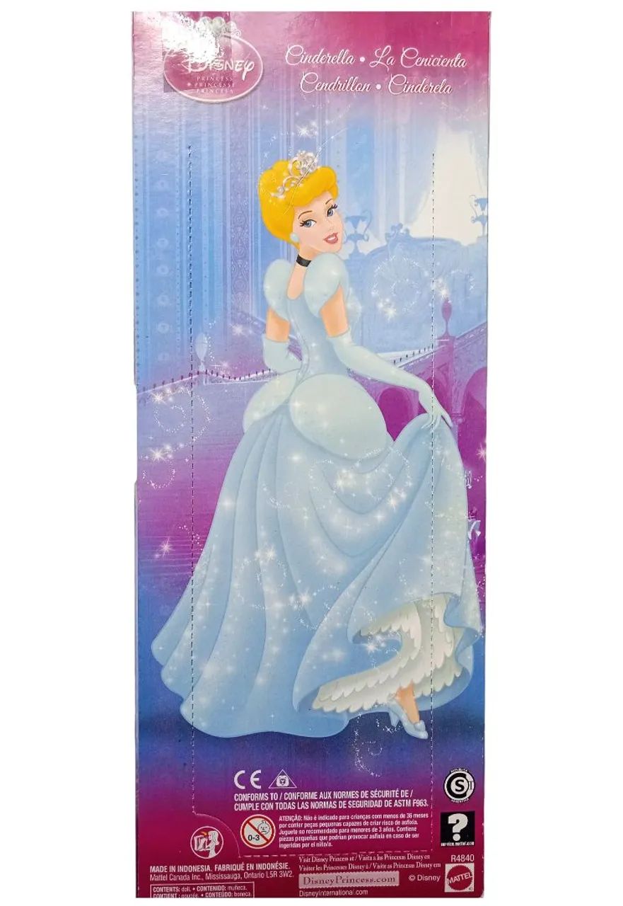 Boneca Cinderela Disney 30cm - Ano 2009 - Foto 4