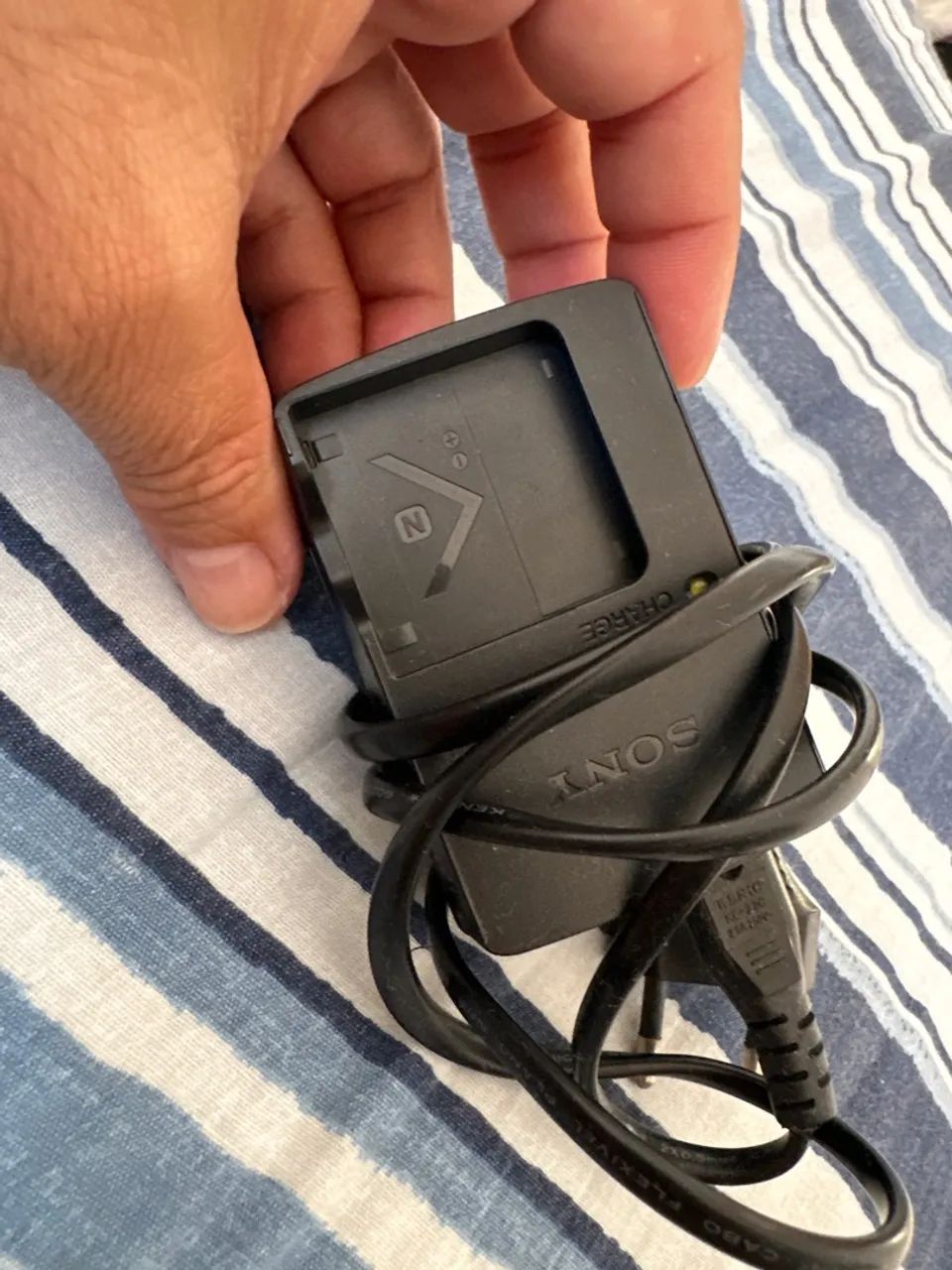 Câmera fotográfica Sony 14.1 mega pixels - Foto 2