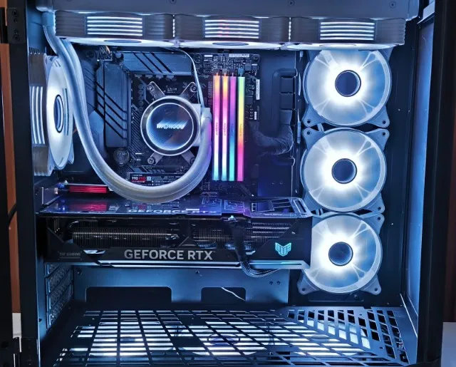 CPU Gamer Ryzen 9 5900X / 32GB / RTX 4060Ti 8gb - Novo