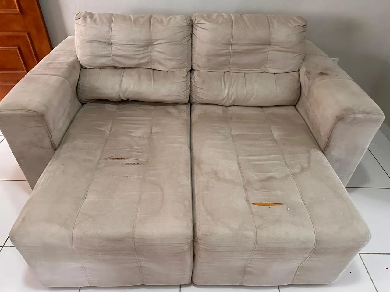 Sofá Retrátil e Reclinável Bege  - Foto 2