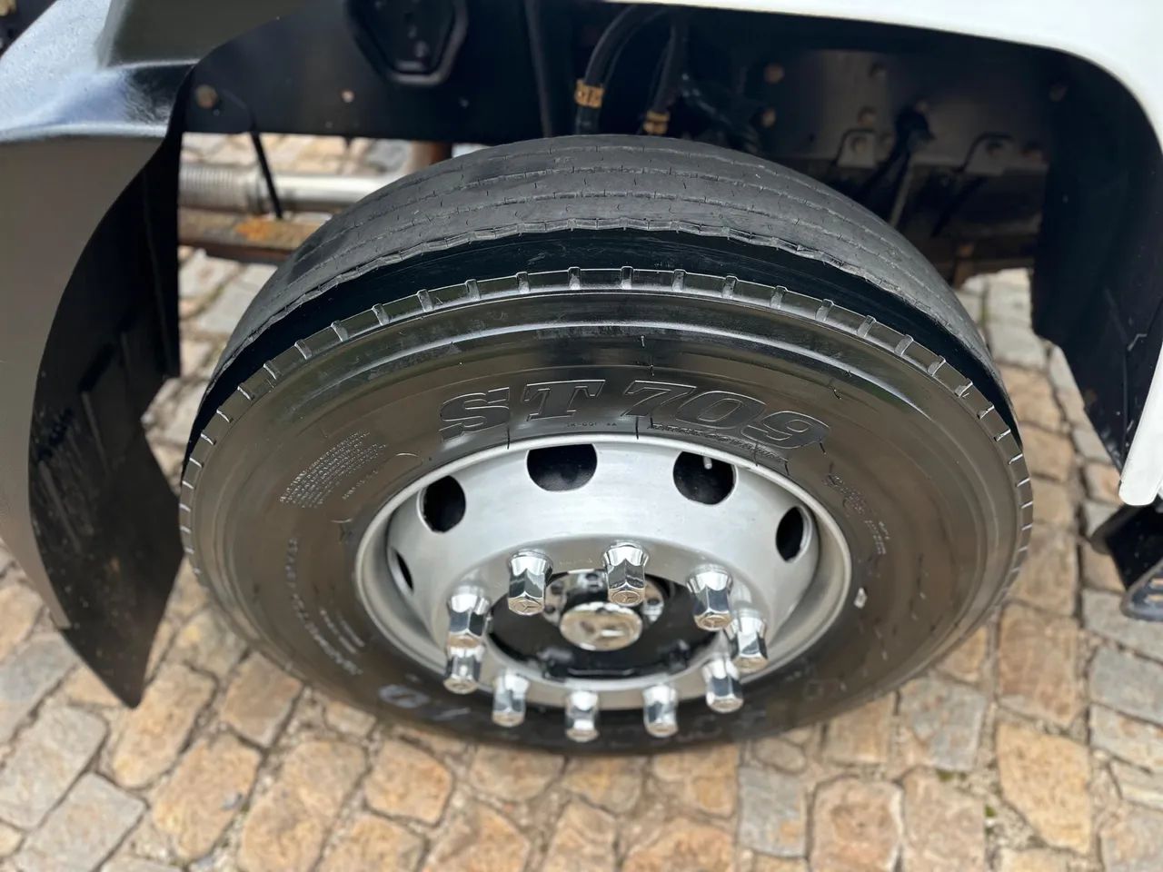 CAMINHÃO MB ATRON 1719 2014 NO CHASSI EXTRA RARIDADE  - Foto 3