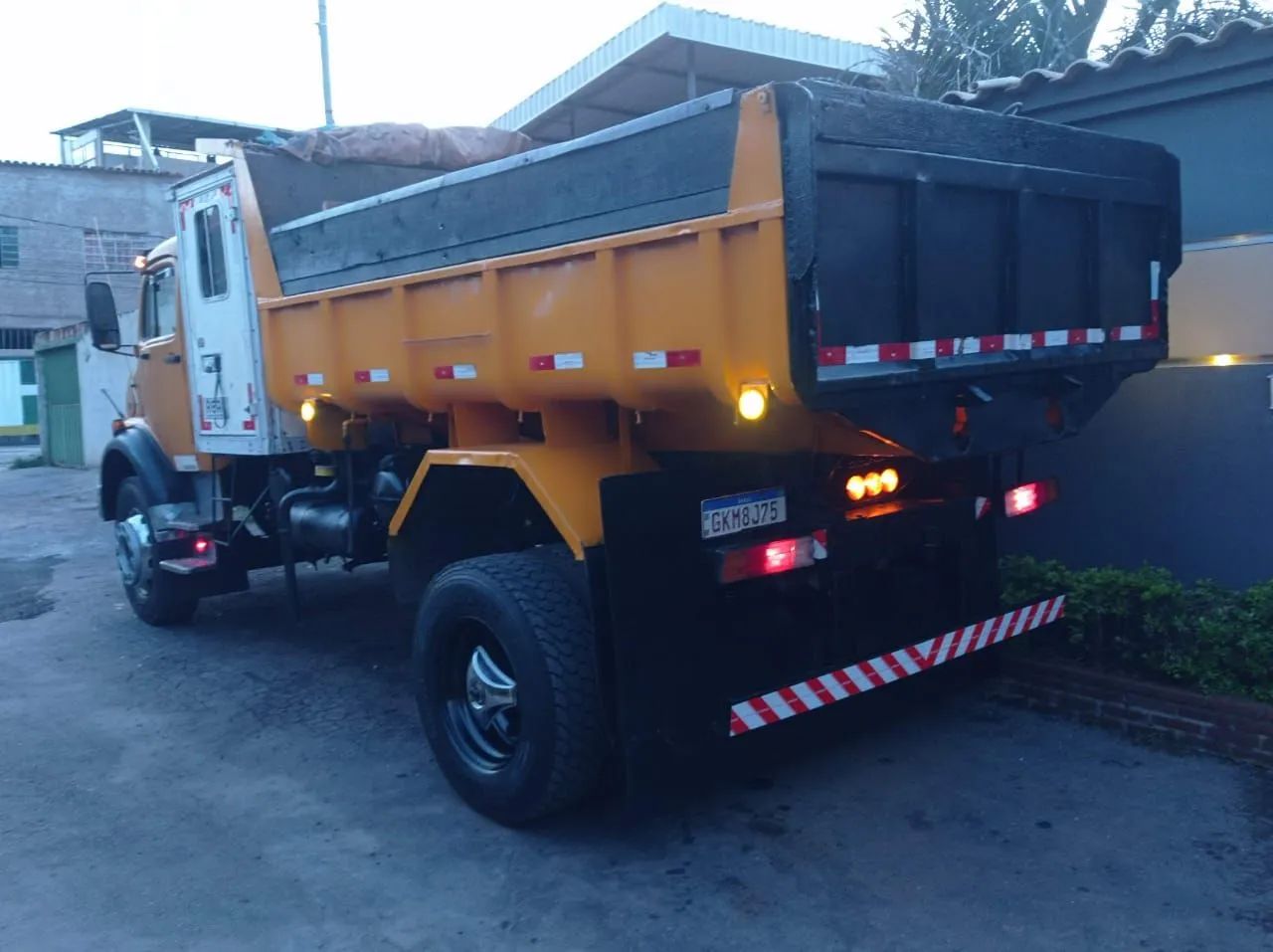 Caminhão Mercedes 1313 - Foto 3