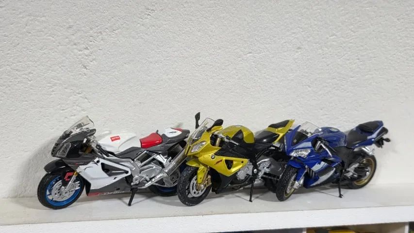 3 Motos 1:18 Miniatura de coleção
