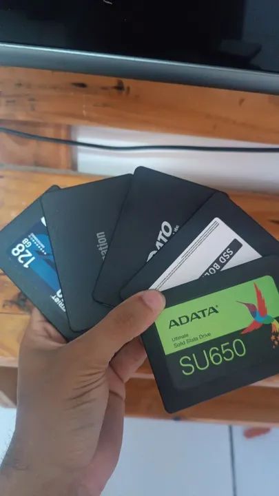 Kit de SSDs - 128 e 120 GB64363330544258120