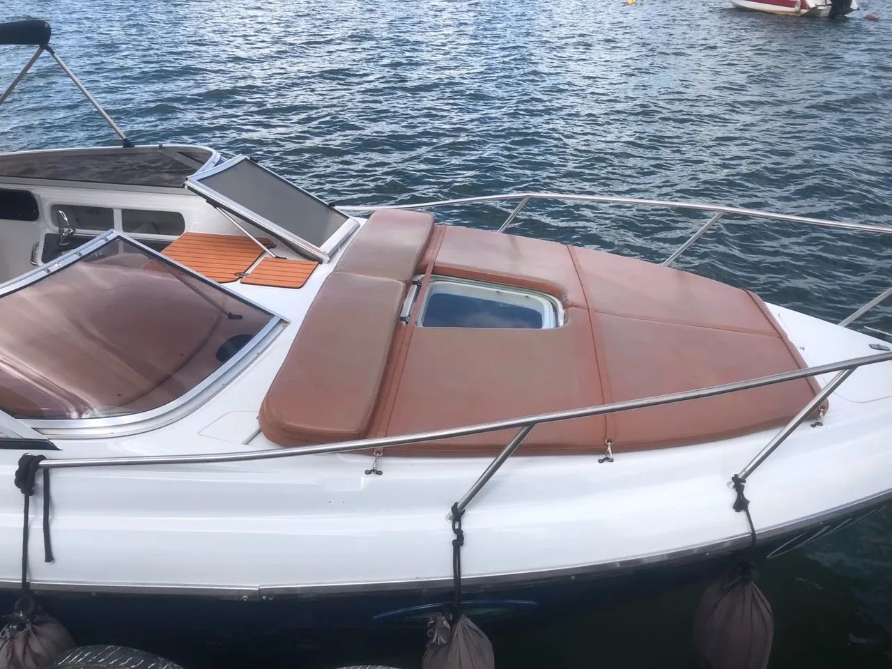 Lancha HD 26 pés Cabinada C.0.T.4 - Foto 6