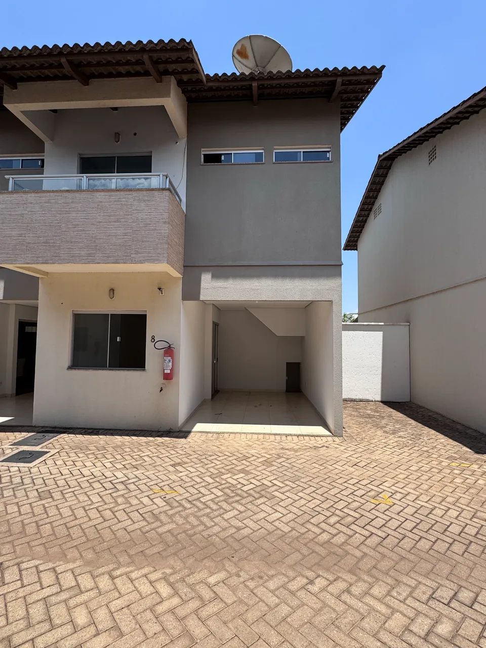 Casa com 3 quartos e 3 vagas de garagem 