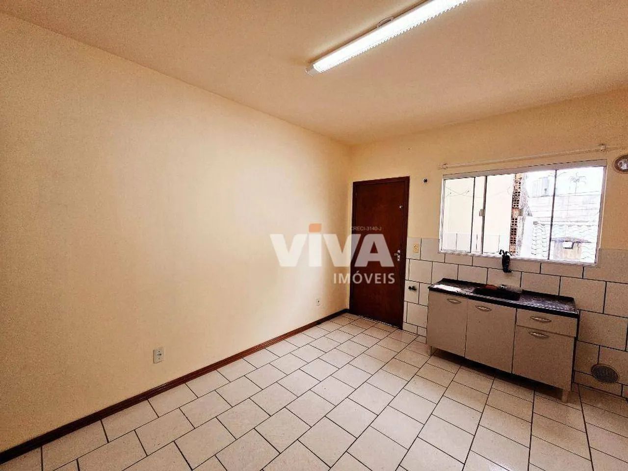 Apartamento com 1 dormitório para alugar por R$ 2.045,00/mês - Centro - Itajaí/SC