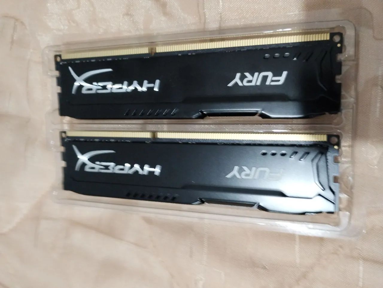 Kit 2x 8GB DDR3 HyperX Fury 1866MHz - Foto 2