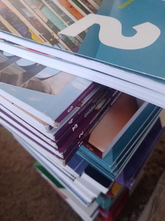 Kit Completo de Livros Escolares - Ensino Médio - Foto 2