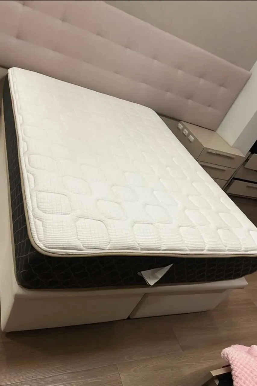 Cama box baú com Colchão Vivar de Casal Confortável e Durável