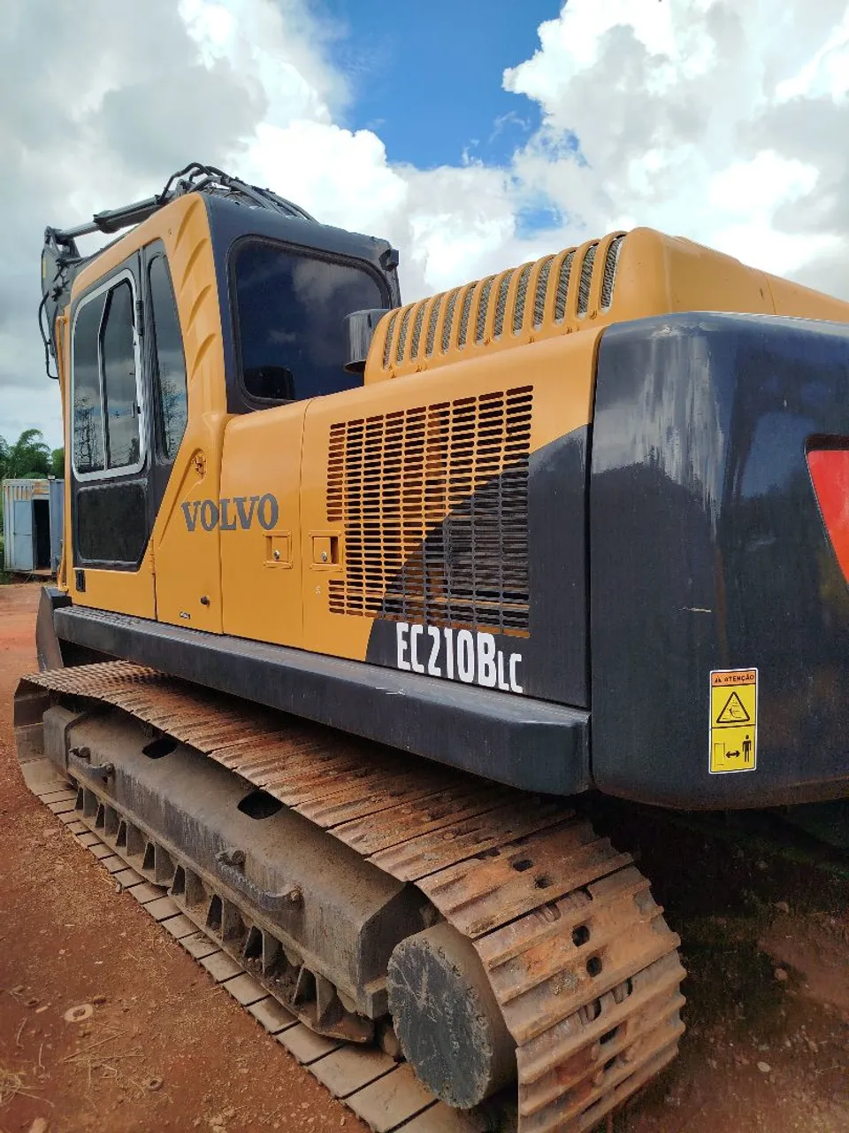 Escavadeira Volvo EC210BLC ano 2014