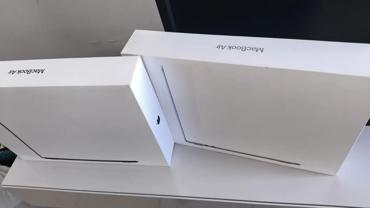 MacBook Air m4 16/256 tela 13 lacrado oportunidade 