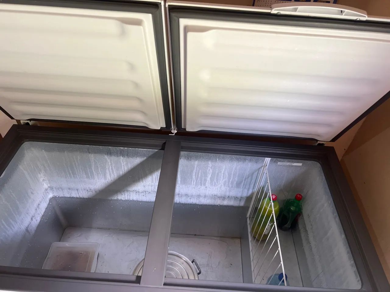Vendo freezer semi novo  - Foto 4