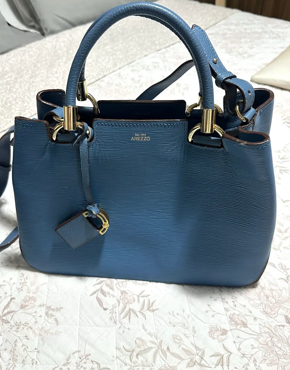 Bolsa Arezzo original em couro azul - Nunca usada kkk