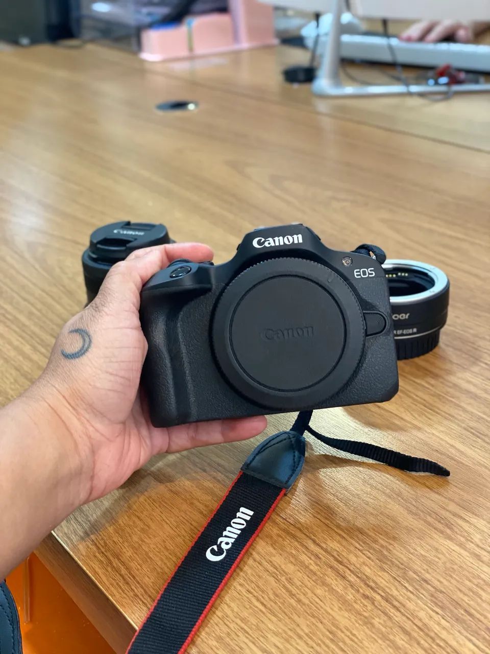 CANON EOS R100 + LENTE 18-45MM + ADAPTADOR EF ANDOER  - Foto 3