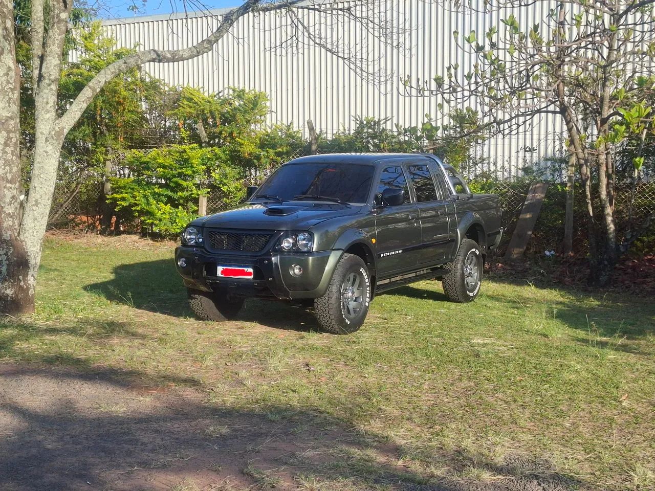 Mitsubishi L200 Sport HPE 2.5 4X4 CD DTI Dies. Mec. 2004