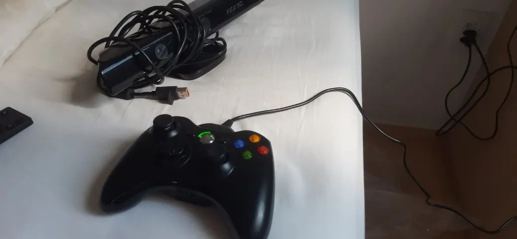 Xbox 360 Aurora + Kinect - Foto 4