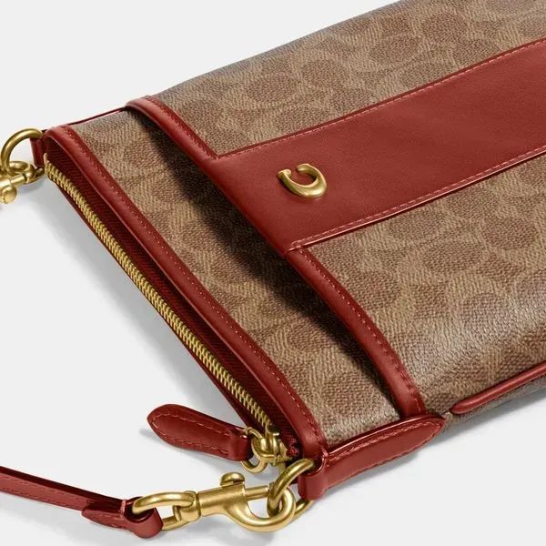 Bolsa Kitt Messenger Signature Coach - Marrom - Foto 4
