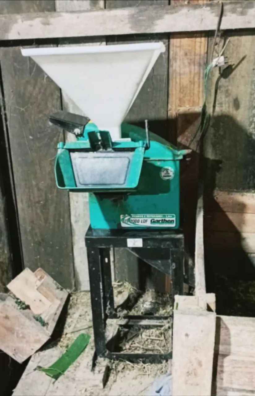 Máquina de picar trato