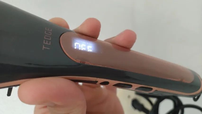 Escova Alisadora Elétrica com Display Digital Tedge  - Foto 6