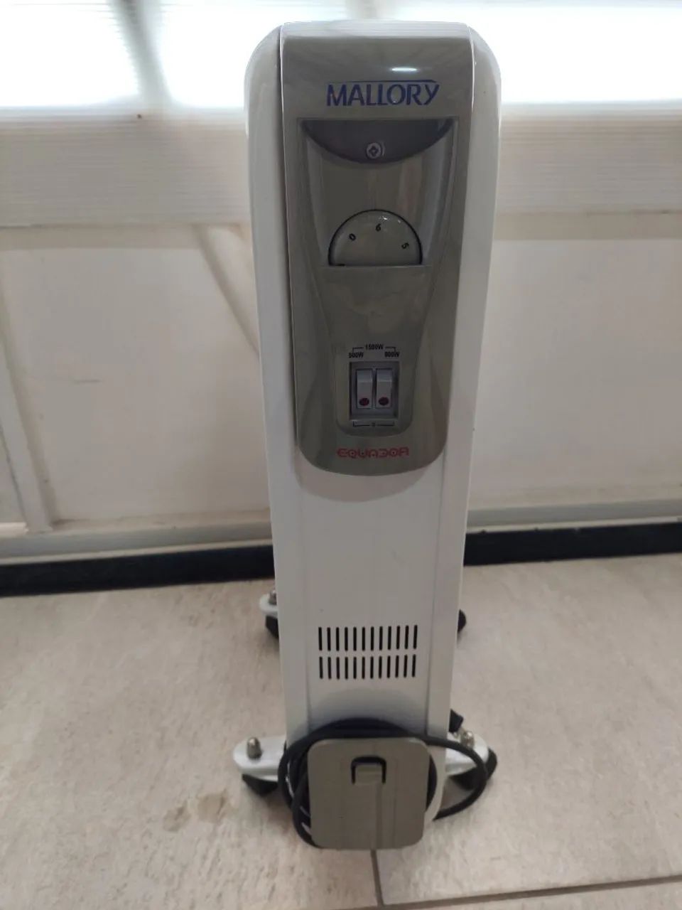 Aquecedor elétrico a óleo 