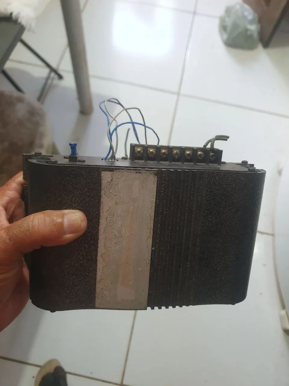 Inversor de energia comtac 12v > 220V - Foto 4