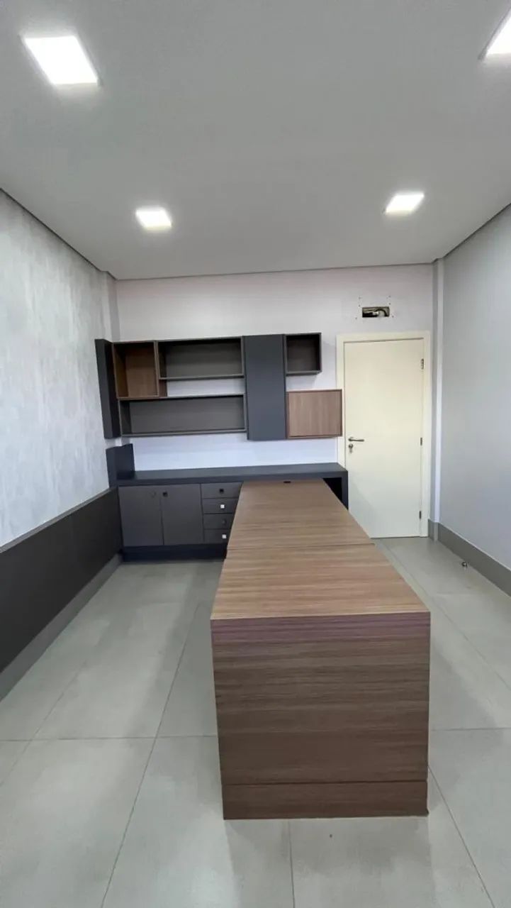 Mesa e Armarios para Consultio e Escritorio - Foto 5