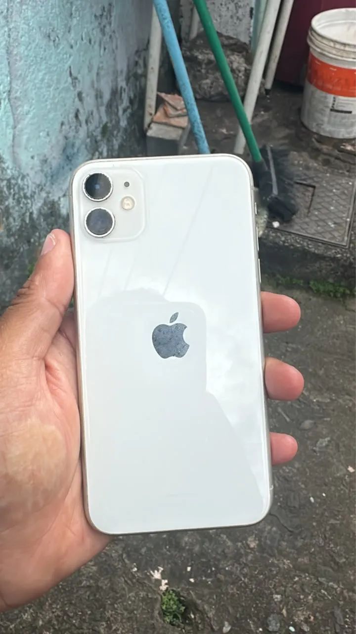 iPhone 11 64GB