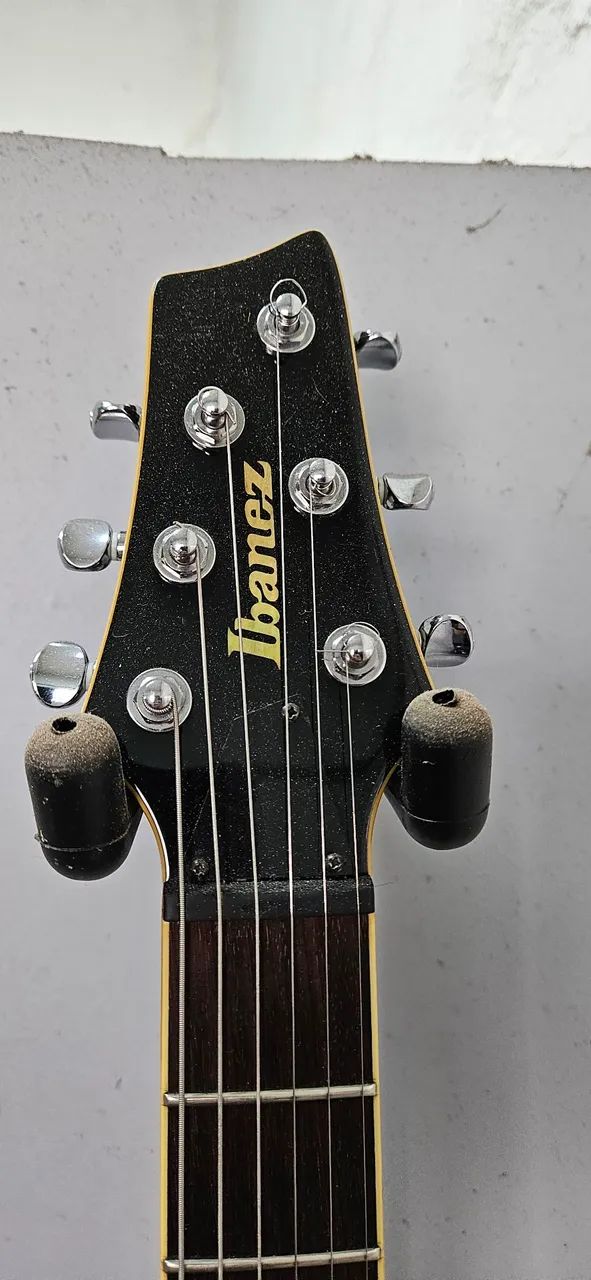 Guitarra Ibanez SZ520QM Marty Friedman - Instrumentos musicais