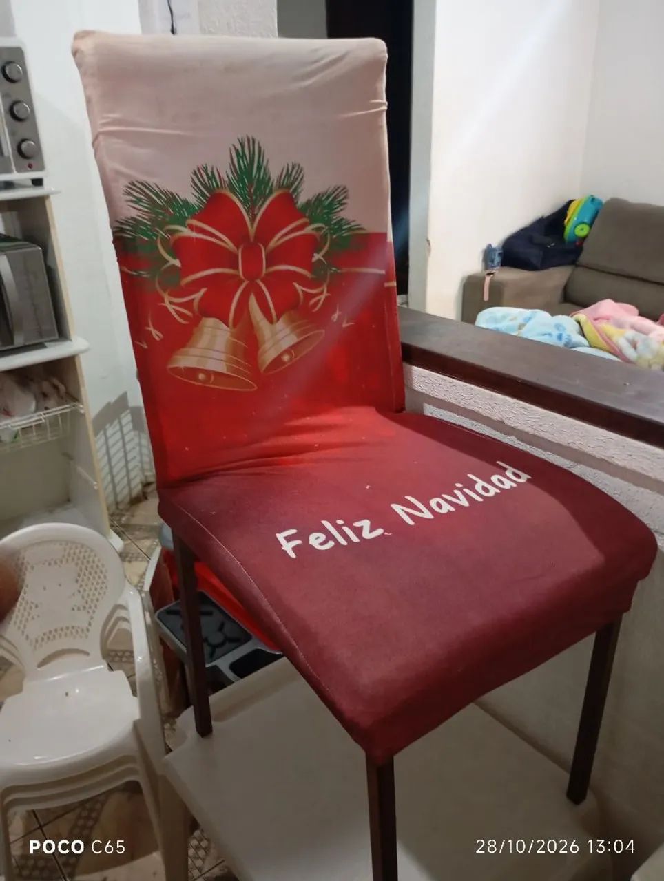 Vendo 4 cadeiras de ferro, com estofado e capas - Foto 2
