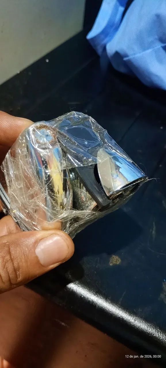 Suporte de parede para vidro novo. - Foto 3