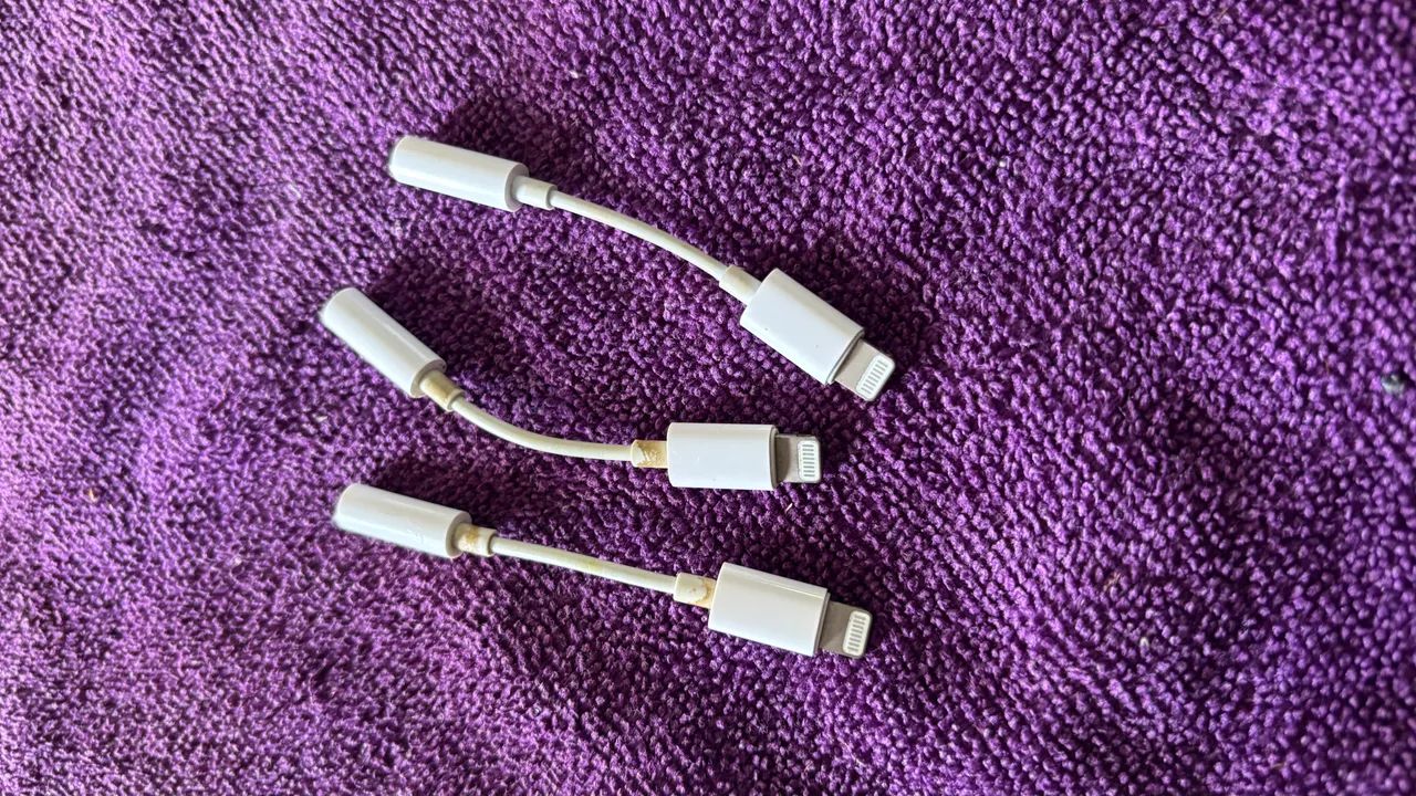 Adaptador Fone de Ouvido Lightning para P2