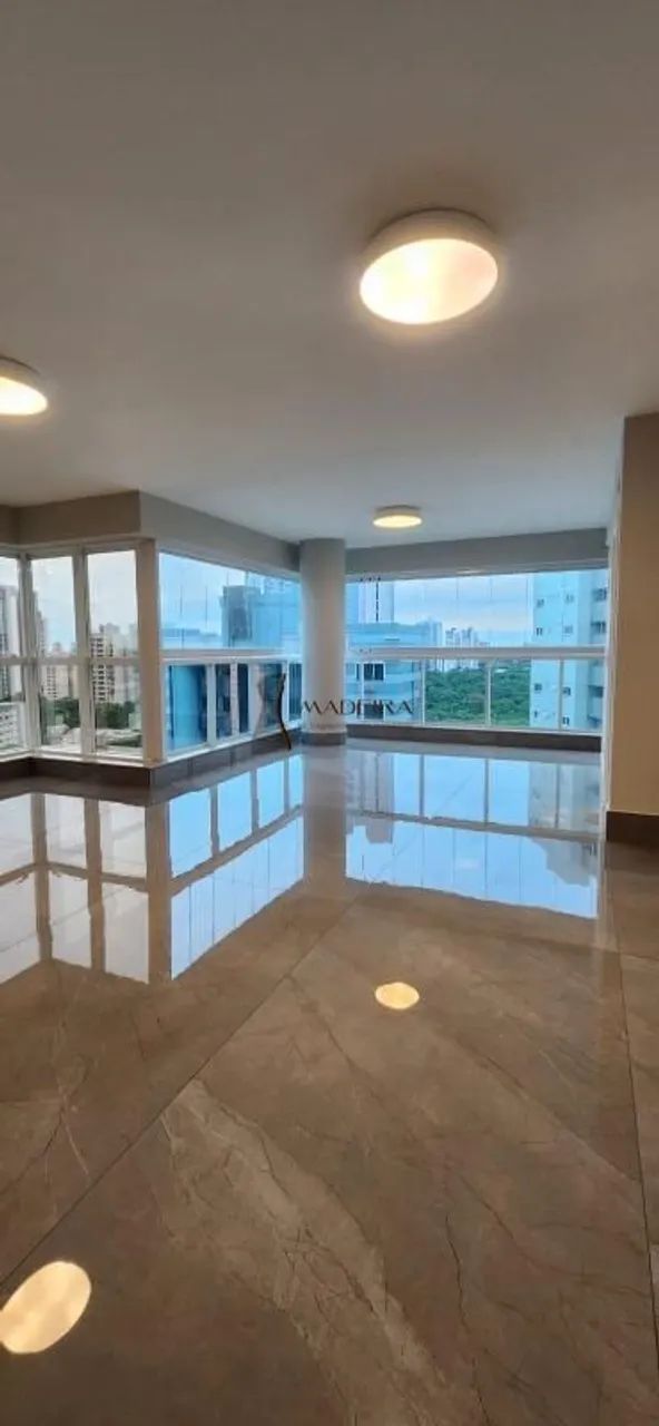 Apartamento à Venda em Zona 01, Maringá - PR