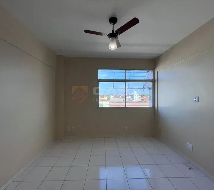 Alugo quarto e sala na Av. Abido Saad em Jacaraípe - Foto 2