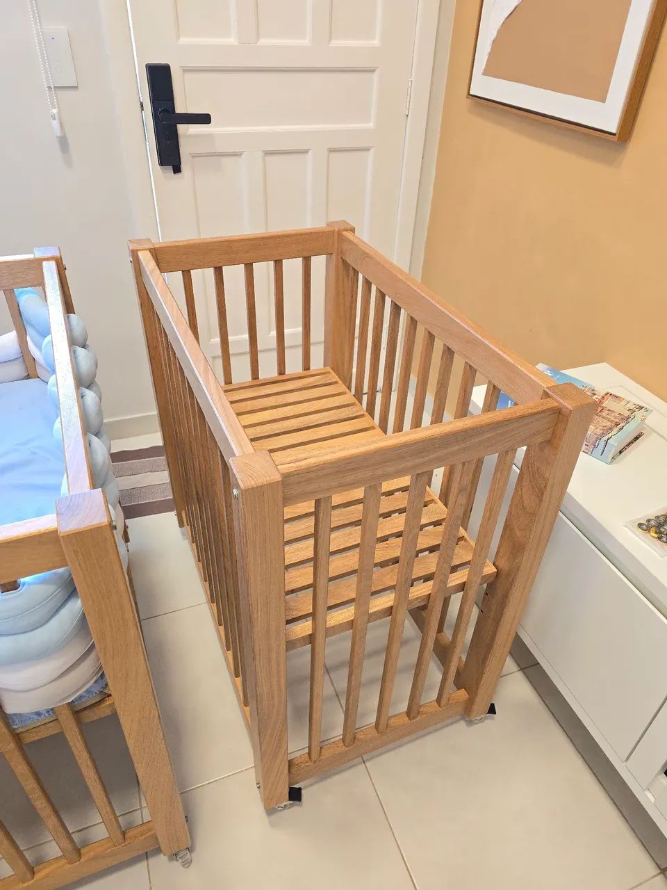 Mini berço em madeira