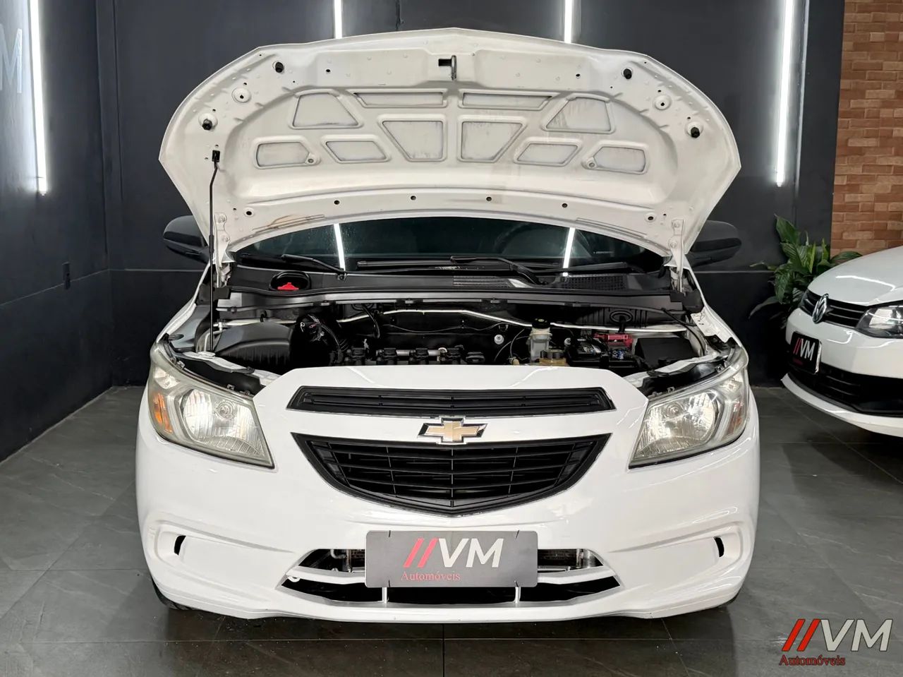 Chevrolet Onix JOY Hatch 1.0 8V Flex Mec. 4P 2018 - Foto 3