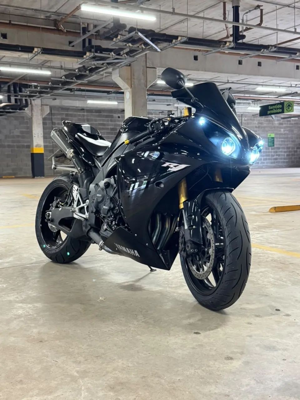 R1 2013