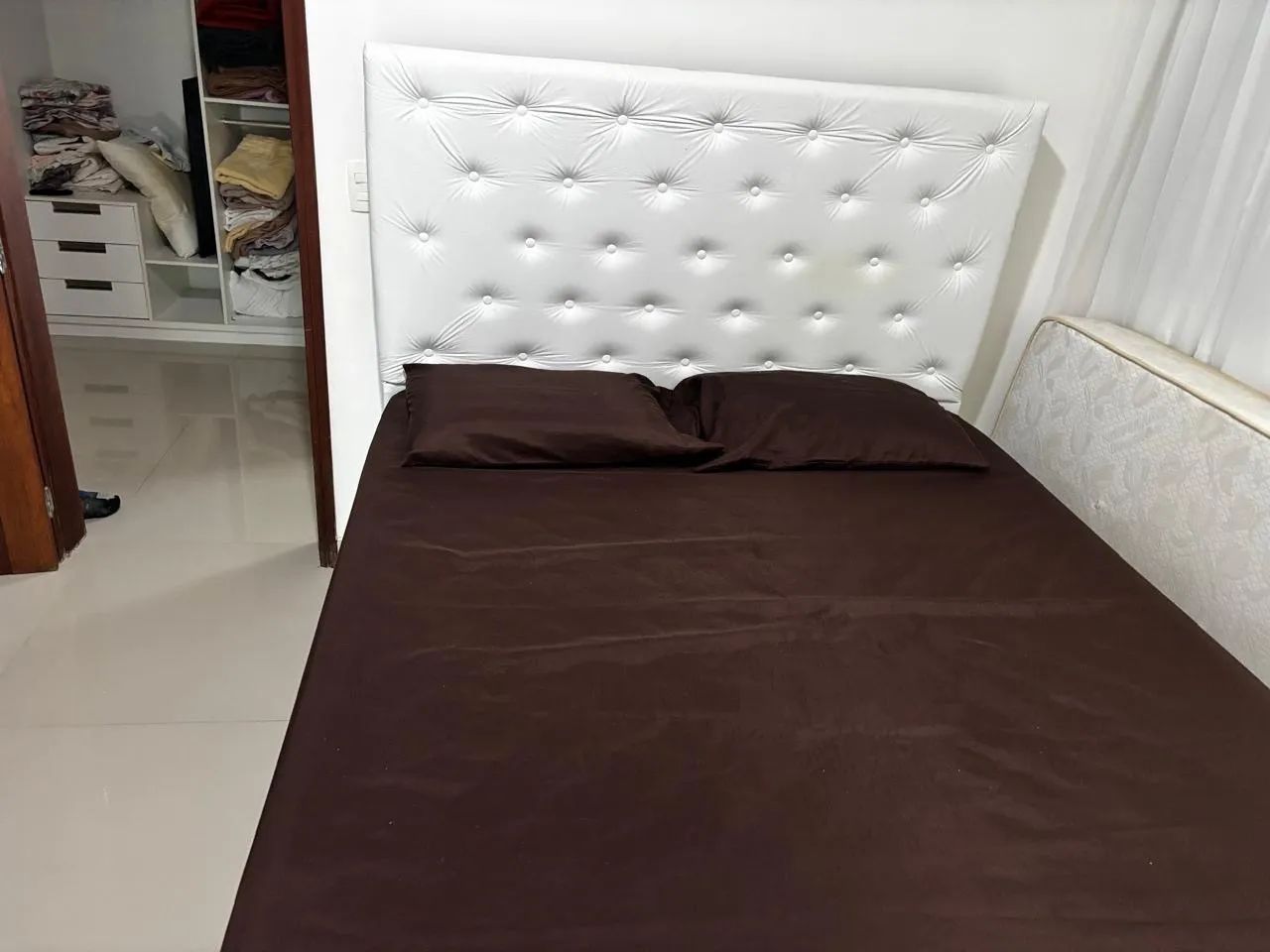 Cama queen + cabeceira