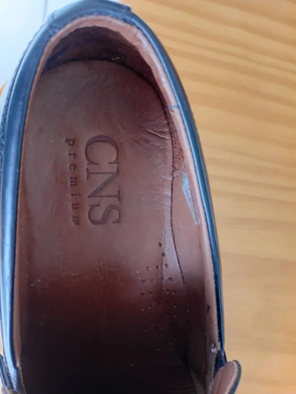 Sapato couro CNS usado só uma vez - Foto 4