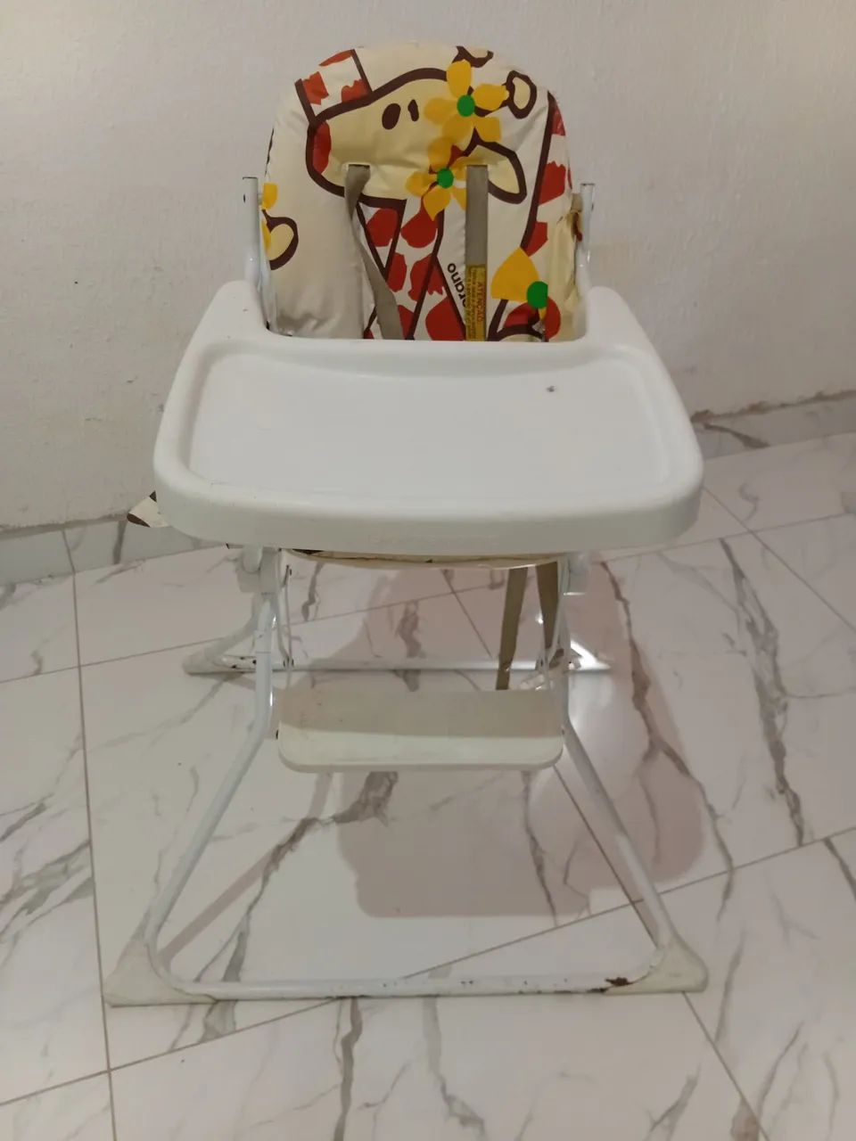 Cadeira de alimentação 