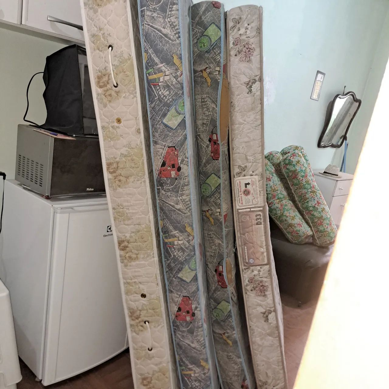 4 colchões por 100,00
