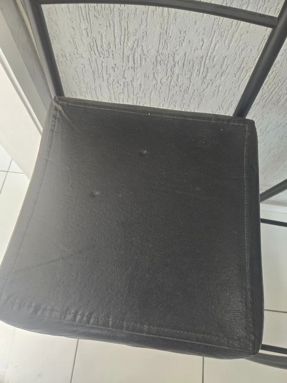 Vendo 2 banquetas - Foto 4